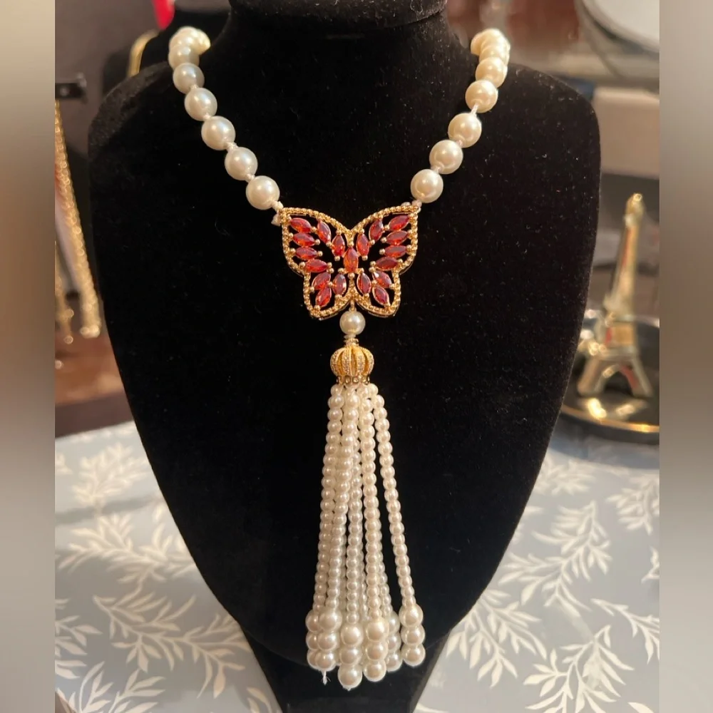 Elegant Faux Pearl Necklace w/ Red Butterfly Pendant & Tassel Vintage Style - Picture 2 of 7
